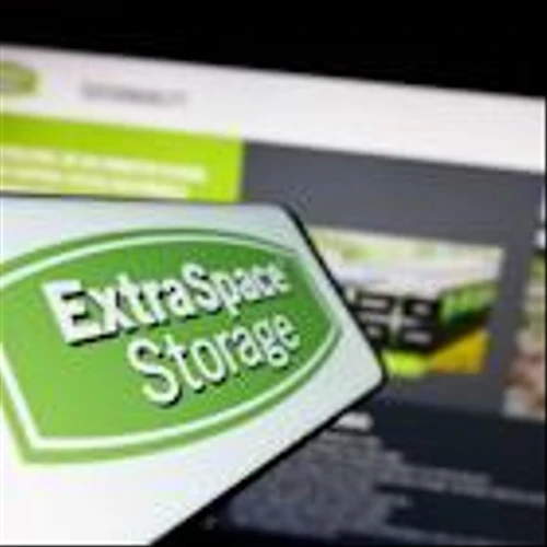 What Are Wall Street Analysts' Target Price for Extra Space Storage Stock?