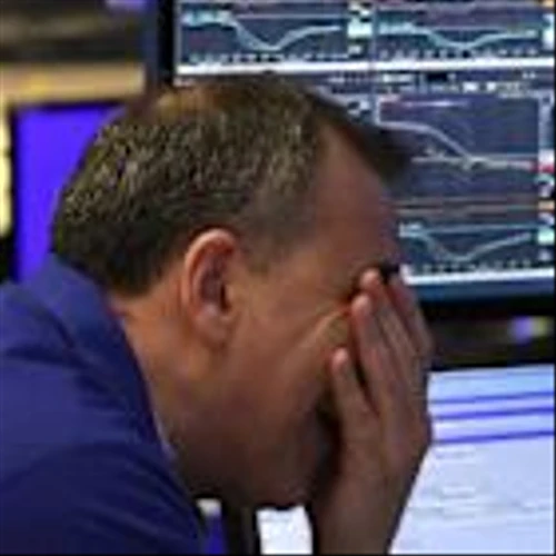 This hedge fund legend warns US stock market will crash a stunning 80%  - here are 3 ways to protect yourself