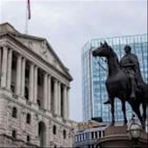 U.K. Short-Term Gilt Yields Surge as BOE Rate Hike Expectations Grow