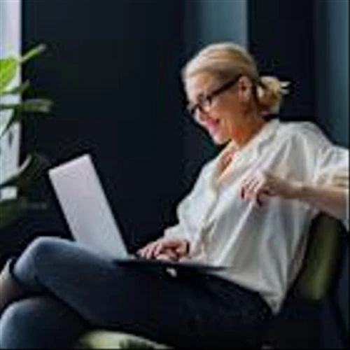 This Dividend-Paying Dow Jones Growth Stock Will Crush the S&P 500 (Again) in 2026