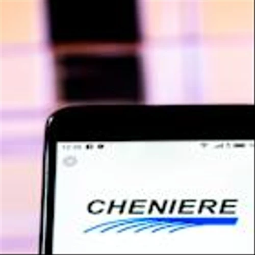 Cheniere Energy inks production marketing deal with Canadian Natural Resources