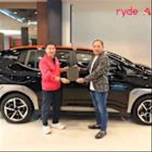 Ryde Bets Big on EVs: Acquires 40% Stake in Atoll to Expand EV Footprint in Singapore