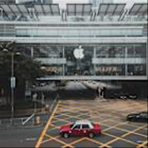 Morgan Stanley and JPMorgan Bullish on Apple Inc. (AAPL) on Strong  iPhone 17 Demand