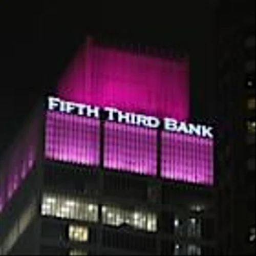 Fifth Third commits to Comerica's Farmington Hills center and a pay raise for some workers