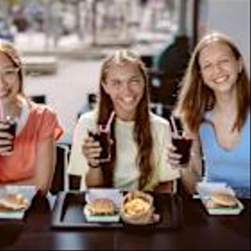 Thirsty for Dividend Income? 2 Beverage Companies That Qualify as Dividend Kings