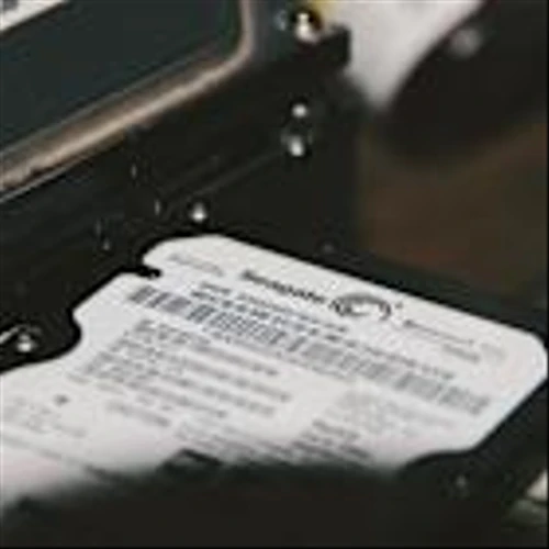 Jim Cramer on Seagate: “They Have Super Growth”