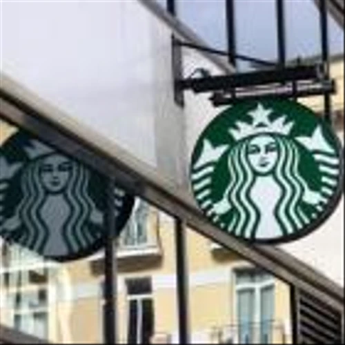 How is Starbucks Navigating Tariffs and Price Volatility in FY25?