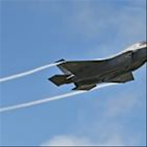 There’s a ‘once-in-a-generation opportunity’ in these stocks right now, no matter how the AI boom ends, market veteran says