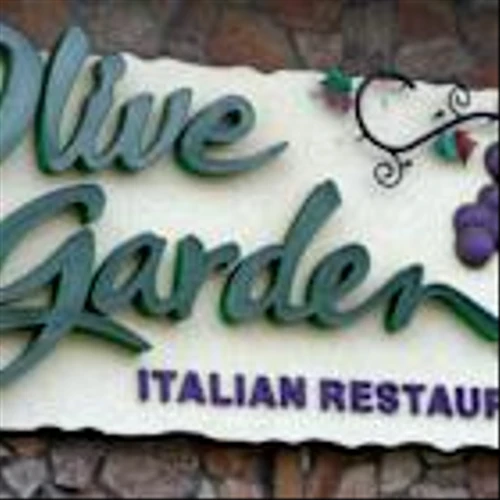 Lululemon, Snowflake, Darden Restaurants: Top Analyst Calls