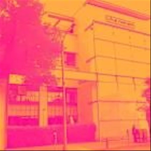 1 Large-Cap Stock to Target This Week and 2 We Question