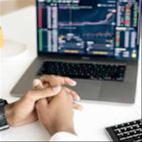 Meta PT Cut to $720 as Analysts Flag Rising AI and Cloud Costs