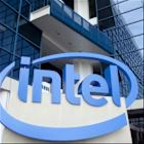 Intel Stock Surged 10% on Apple Chip Manufacturing Hopes—Time to Buy?