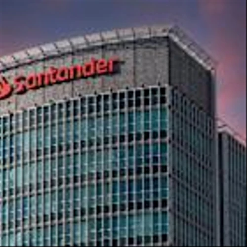 Santander plans UK restructuring to ring-fence motor finance unit