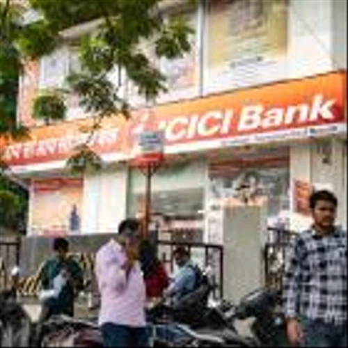 ICICI Is Said to Weigh Buying Additional Stake in Prudential JV
