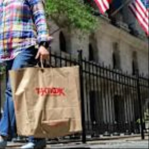 Discount Retailers Ring up Big Sales as Shoppers Flock to Value