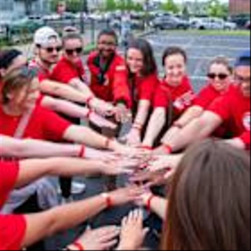 Building Community Locally and Globally: Aramark Employees Participate in Global Day of Service