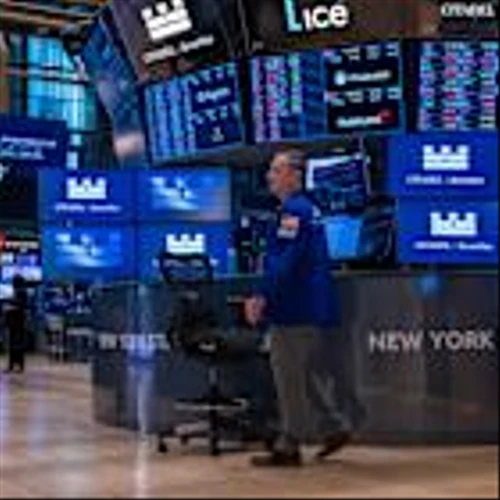 Stocks rise Wednesday on strong bank earnings, tame inflation