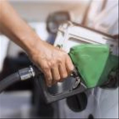 Amazon adds gasoline discounts for Prime members, EV charging savings to follow