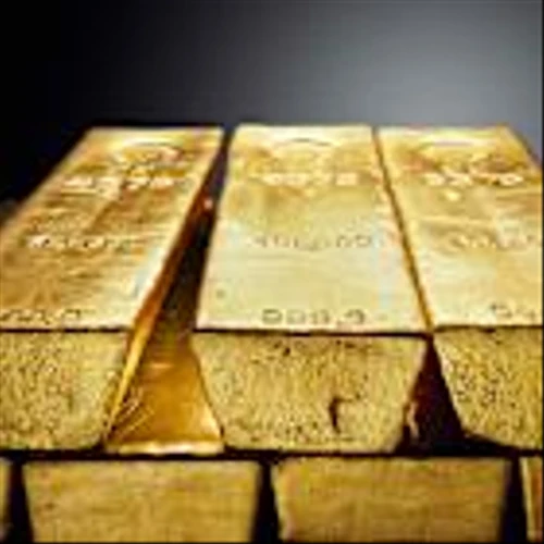 Gold hits a record high, tops $3,000