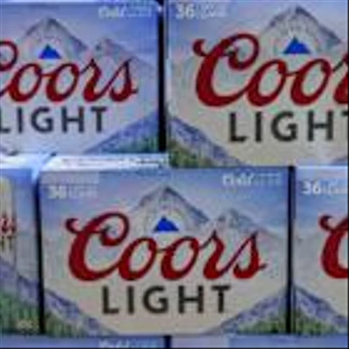 Molson Coors Lowers Outlook, Will Cut Expenses on Fears About Consumer Spending