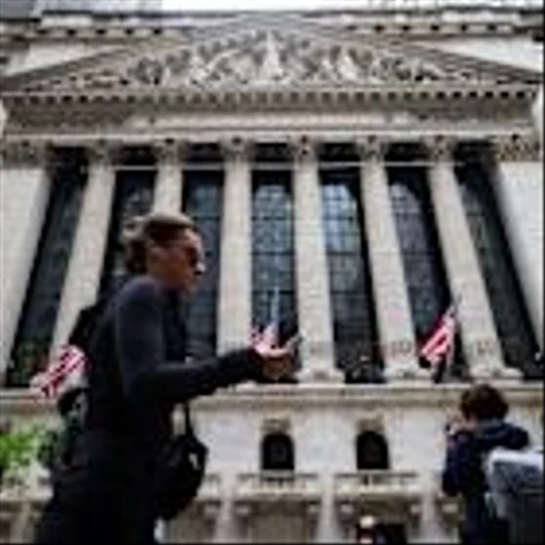 Wall Street Strategists React to Moody’s US Credit Rating Cut