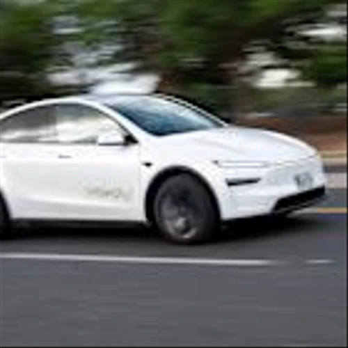 Tesla Investors Pivot to Dreams of AI Future as EV Sales to Slow