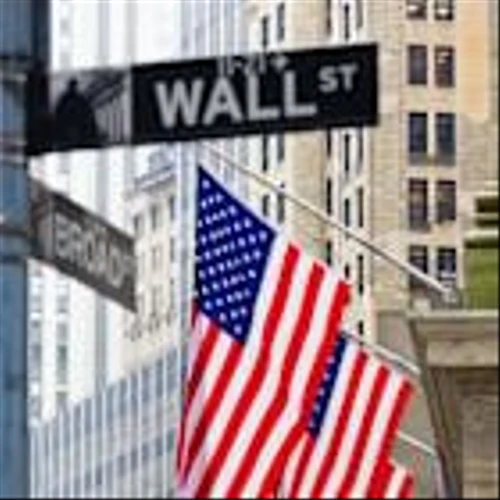 Here Are Friday’s Top Wall Street Analyst Research Calls: Amazon.com, Caterpillar, Estee Lauder,  JPMorgan, Norfolk Southern, Roku, Snap, Vistra, and More