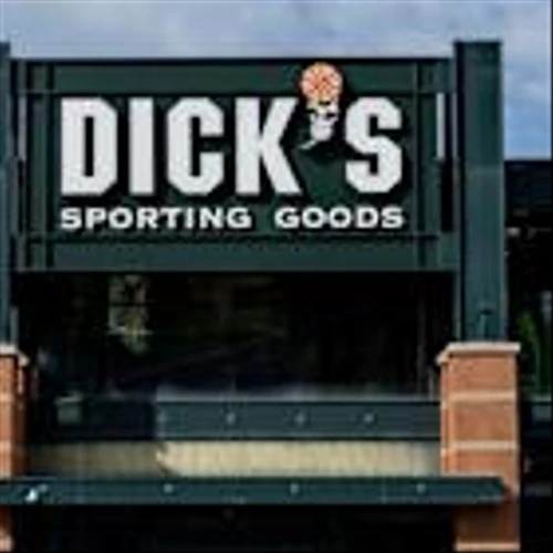 Dick’s Sporting Goods Maintains Outlook as Quarterly Sales Increase