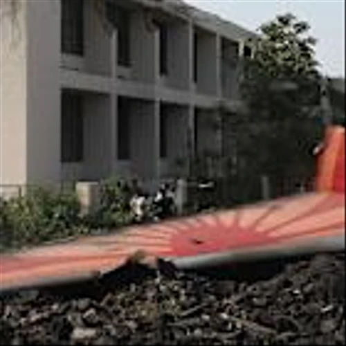 Boeing, United, American Airlines stocks react to Air India crash