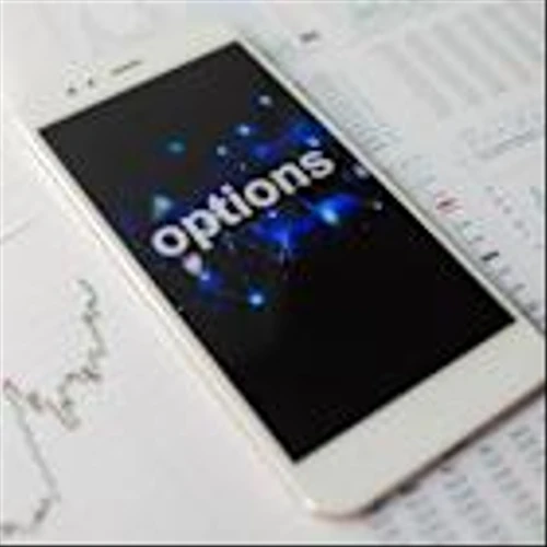 4 Reasons to Roll Your Covered Call Option and Keep Your Income Strategy Alive