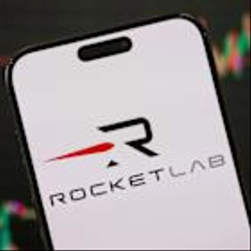 Albertsons outlook, Dow Inc. downgrade, Rocket Lab hypersonic