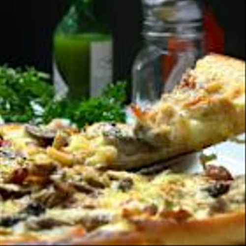 Domino’s Pizza, Inc. (DPZ): A Bull Case Theory