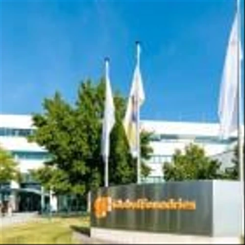 GlobalFoundries Q4 Earnings: Revenue And EPS Beat, Margins Shrink, Revenue Outlook Disappoints Street