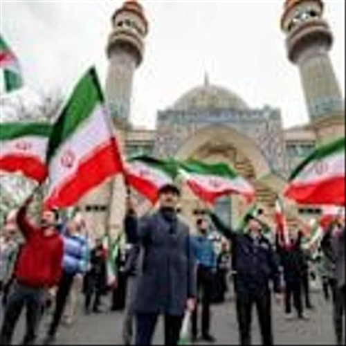 Streets empty and shops close as US strikes confirm Iranian fears