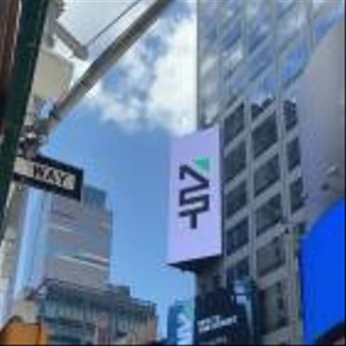 New to the Street Announces Exclusive Bloomberg Lineup for October 11 at 6:30 PM EST