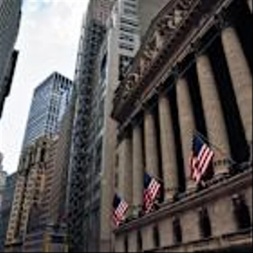 Palantir, IonQ And More Entering Warren Buffett's 'Sweet Zone'? Expert Cites Patience Amid Pullbacks: 'Stocks Almost Always Retest 200-Day Averages'