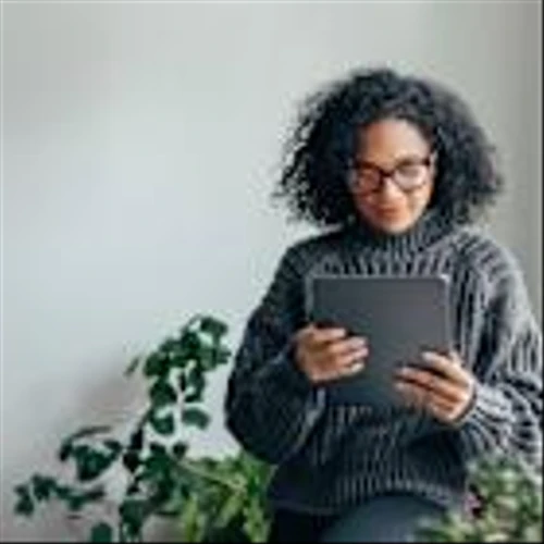 Should You Buy Shares of UnitedHealth in November?