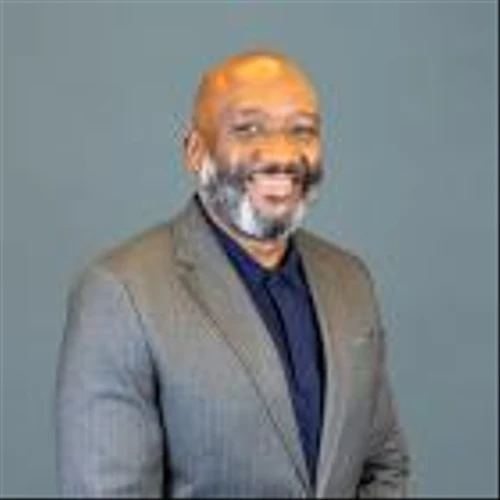 John Marshall Bank Hires Christopher Mullings as Senior Vice President, Commercial Team Lead in Arlington Region