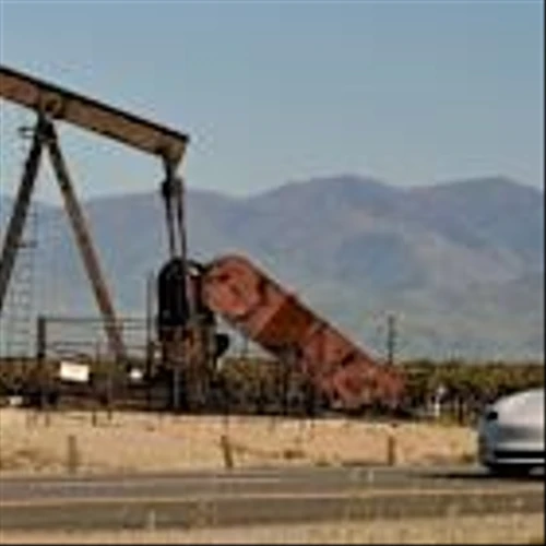 Why Higher Oil Prices Are No Longer Giving Tesla Stock a Boost