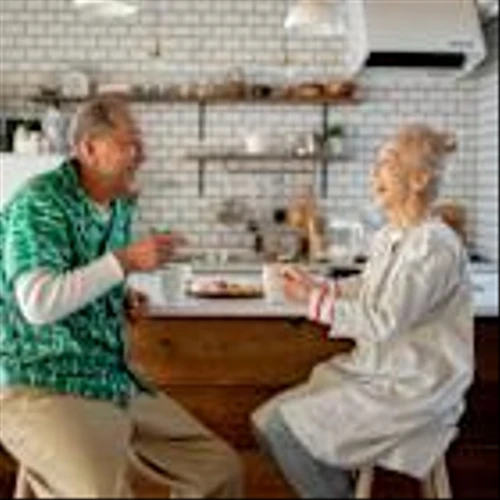 3 Reasons Couples Should Try To Retire at Different Times