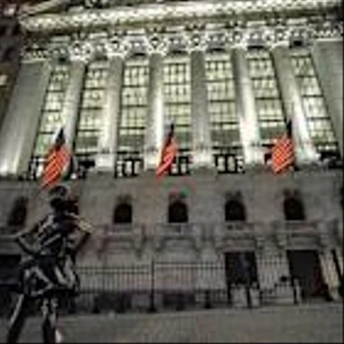 Stocks Settle Mixed on Strong Earnings and Weakness in Mining Stocks