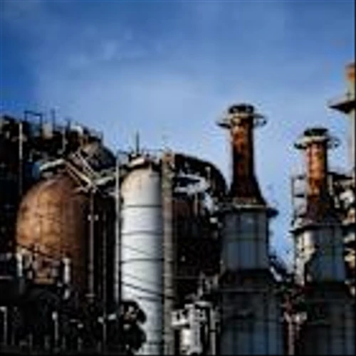 Oil Caught Between a $70 Summer and Growing Surplus Fears