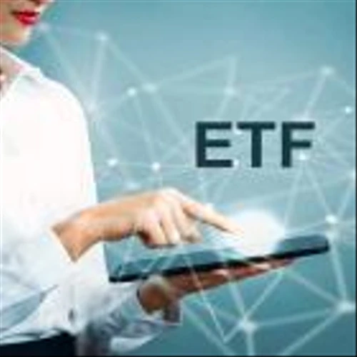 5 International ETFs Beating the S&P 500 in 2025