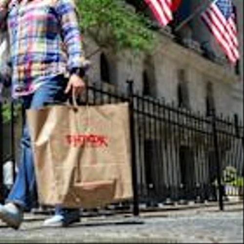 Consumers aren't experiencing Trump's 'roaring' economy