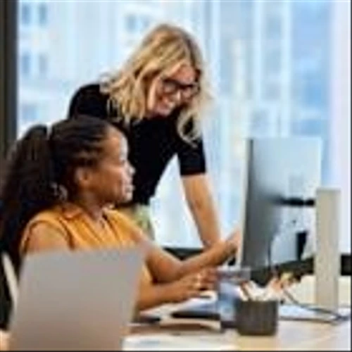 Gen Z college grads are flocking to Texas and Florida where companies have ‘overwhelmingly’ relocated their headquarters
