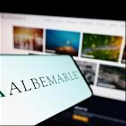 What Are Wall Street Analysts' Target Price for Albemarle Stock?