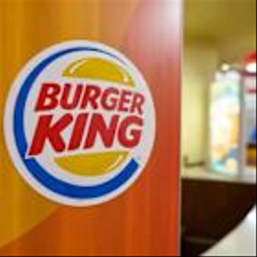 QSR Stock Falls 14% in 6 Months: Should Investors Buy the Dip or Wait?