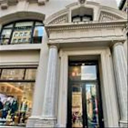 Lululemon’s head of the Americas to exit