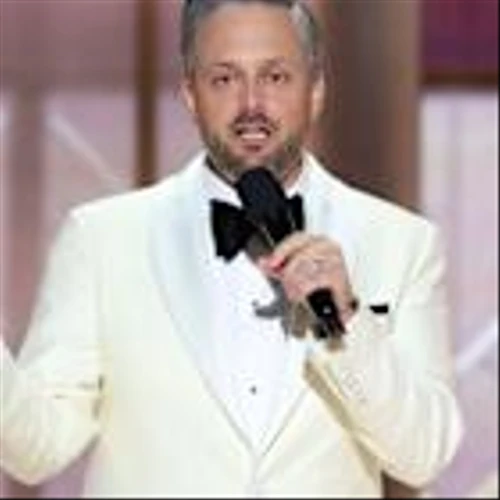 Comedian Nate Bargatze plans to open a theme park