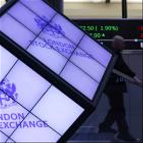 Paddy Power owner plans to quit FTSE 100 in fresh blow to London